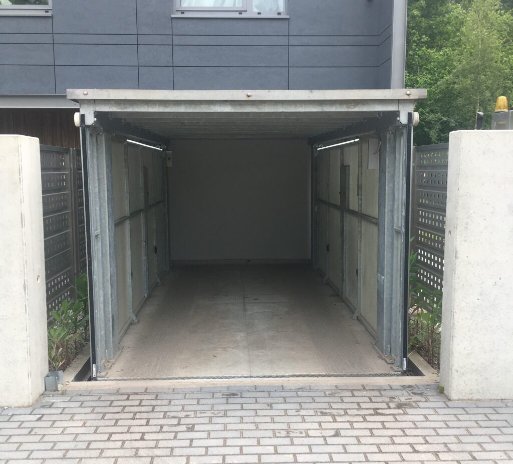Podnośnik samochodowy z baldachimem NKB1S